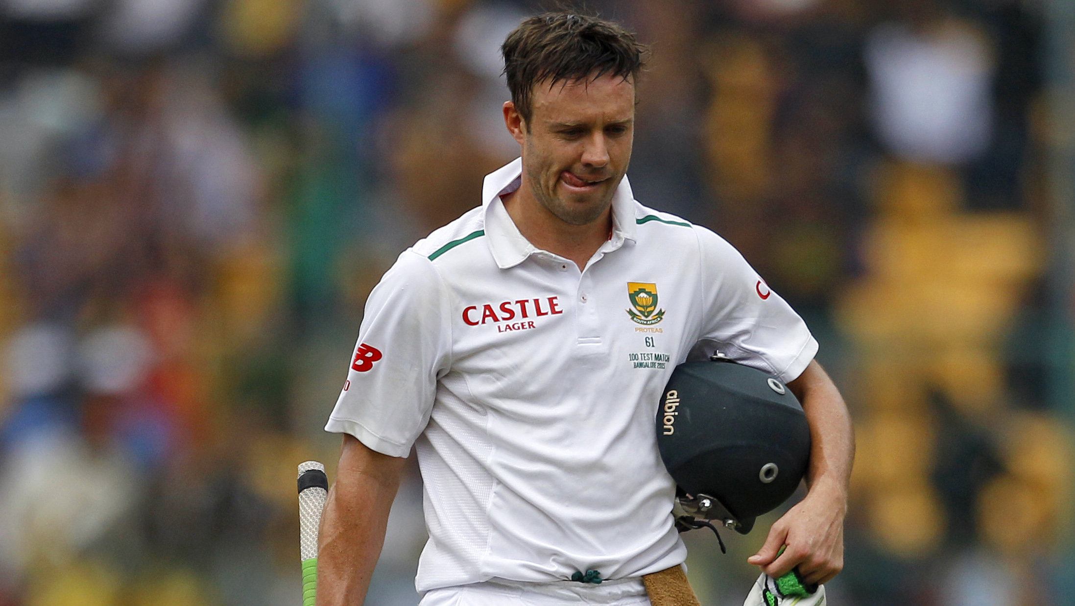 AB de Villiers' father believes that the catch taken by Indian wicket-keeper Wriddhiman Saha to dismiss his son was not a clean one. (Photo: AP/ File) AB de Villiers' father believes that the catch taken by Indian wicket-keeper Wriddhiman Saha to dismiss his son was not a clean one. (Photo: AP/ File)